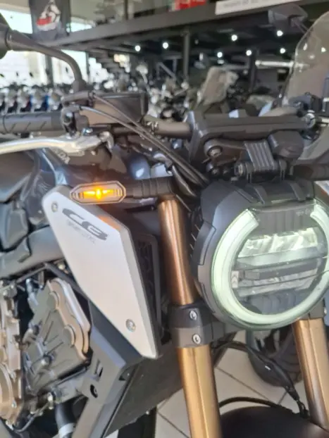 HONDA CB 650 R ABS, Foto 19