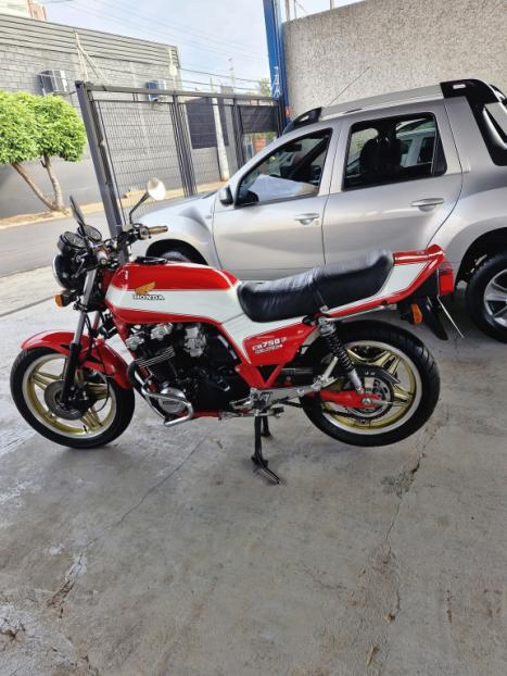 HONDA CB 750 F, Foto 7