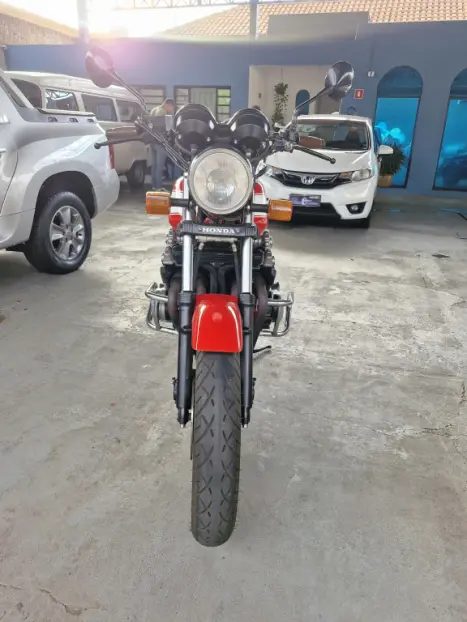 HONDA CB 750 F, Foto 2