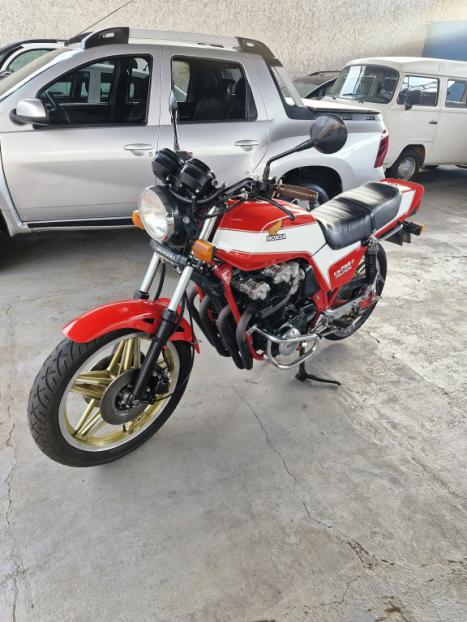 HONDA CB 750 F, Foto 1
