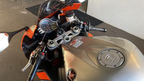 HONDA CBR 1000 RR FIRE BLADE, Foto 4