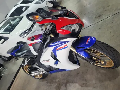 HONDA CBR 1000 RR FIRE BLADE, Foto 4