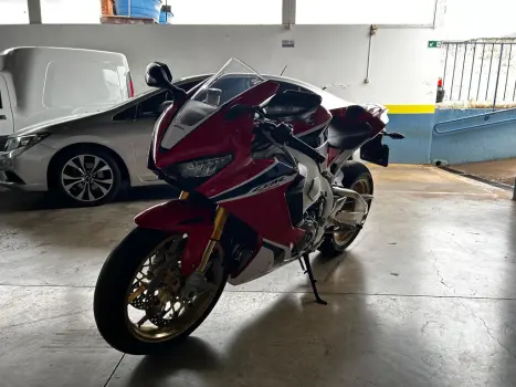 HONDA CBR 1000 RR FIRE BLADE, Foto 3