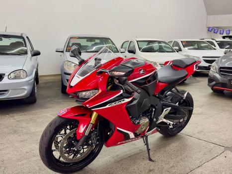 HONDA CBR 1000 RR FIRE BLADE, Foto 2