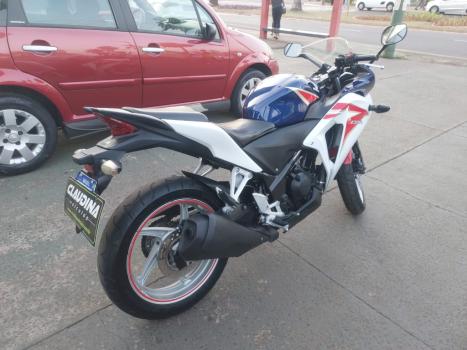 HONDA CBR 250 R, Foto 3