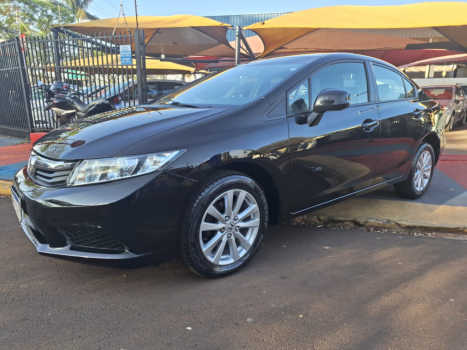 HONDA Civic 1.8 16V 4P FLEX LXS AUTOMTICO, Foto 1