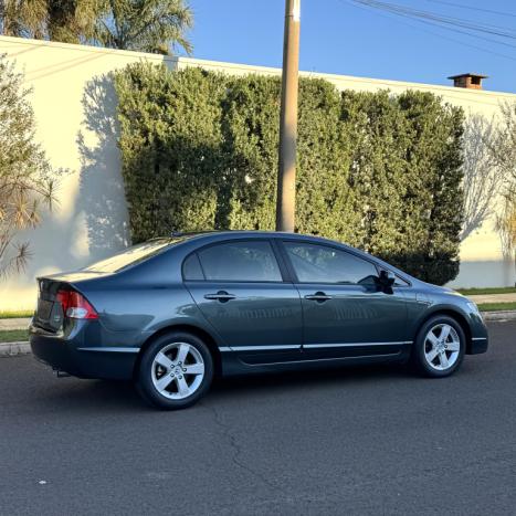 HONDA Civic 1.8 16V 4P FLEX LXS, Foto 2