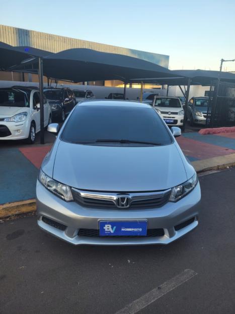 HONDA Civic 1.8 16V 4P FLEX LXS, Foto 2