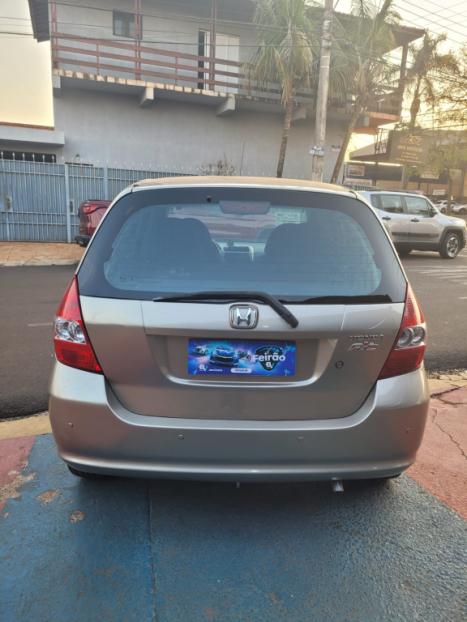 HONDA Fit 1.4 16V 4P LX, Foto 6