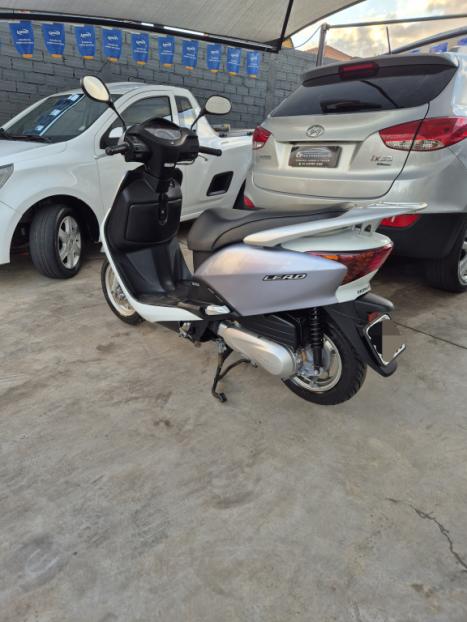 HONDA Lead 110 , Foto 2
