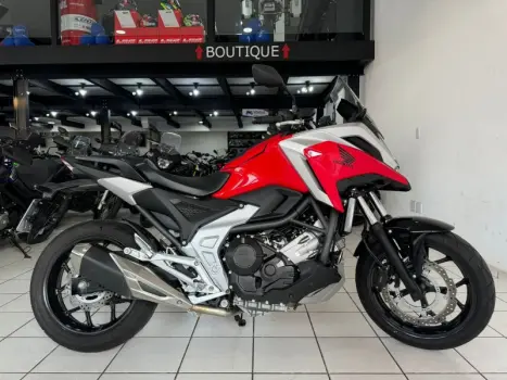 HONDA NC 750 X ABS, Foto 1