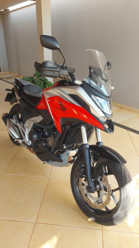 HONDA NC 750 X ABS, Foto 4