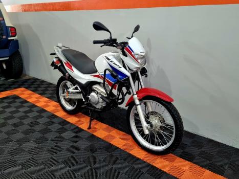 HONDA NX Falcon 400 I, Foto 2