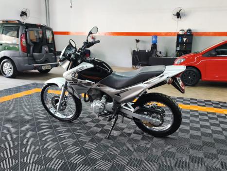 HONDA NX Falcon 400, Foto 3