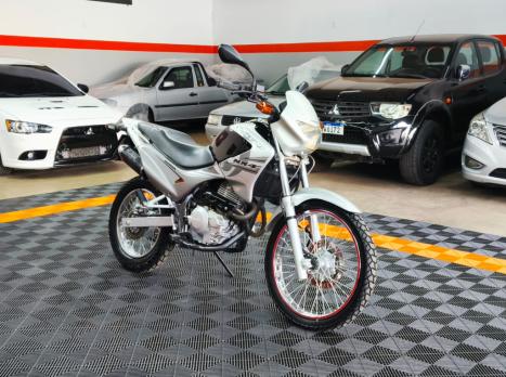 HONDA NX Falcon 400, Foto 4