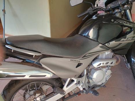 HONDA NX Falcon 400, Foto 4