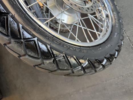 HONDA NX Falcon 400, Foto 2