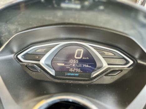 HONDA PCX 150 DLX, Foto 3