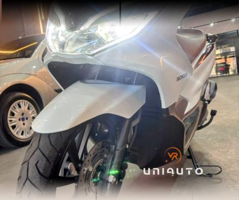 HONDA PCX 150 DLX, Foto 3