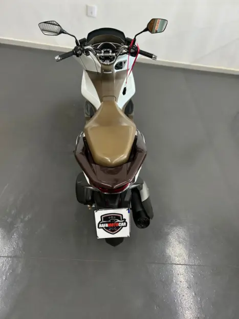 HONDA PCX 150 DLX, Foto 8
