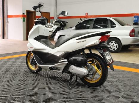 HONDA PCX 150 DLX, Foto 3