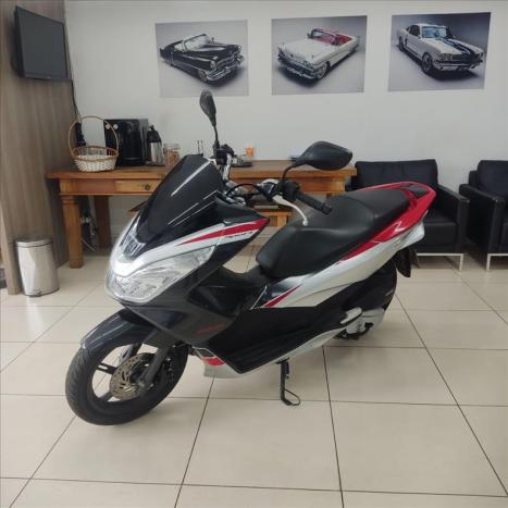 HONDA PCX 150 SPORT, Foto 3