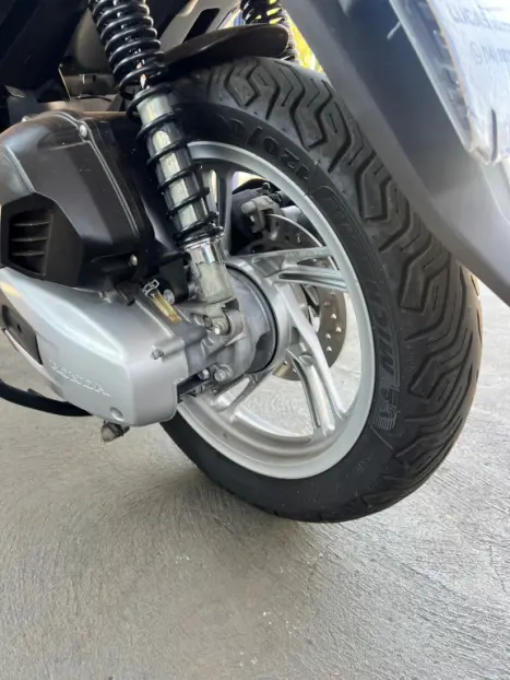 HONDA SH 150 I , Foto 8