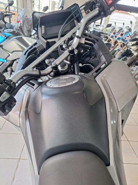 HONDA XRE 300 Sahara , Foto 7