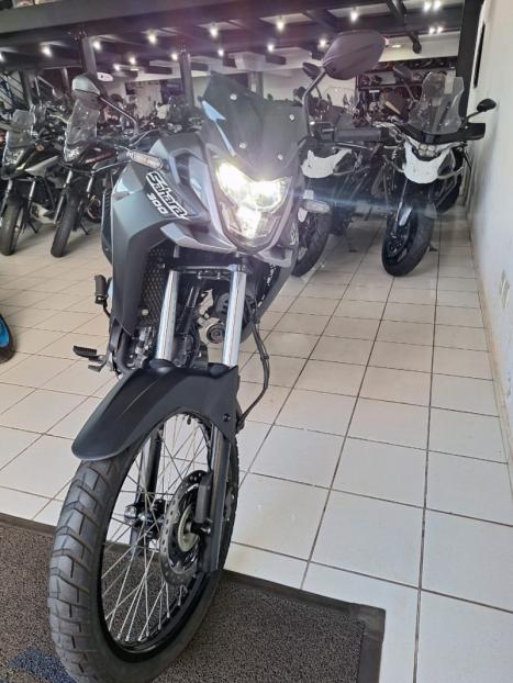 HONDA XRE 300 Sahara , Foto 8