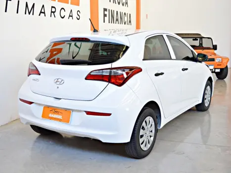 HYUNDAI HB 20 Hatch 1.0 12V 4P FLEX UNIQUE, Foto 4