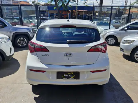 HYUNDAI HB 20 Hatch 1.0 12V 4P FLEX UNIQUE, Foto 4