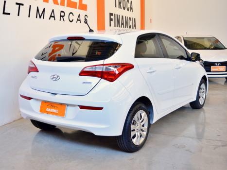 HYUNDAI HB 20 Hatch 1.6 16V 4P FLEX COMFORT PLUS AUTOMTICO, Foto 4