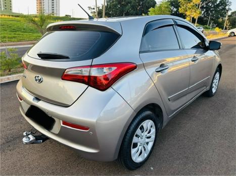 HYUNDAI HB 20 Hatch 1.0 12V 4P FLEX COMFORT, Foto 4