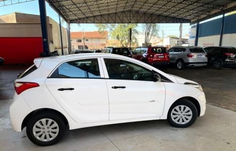 HYUNDAI HB 20 Hatch , Foto 3
