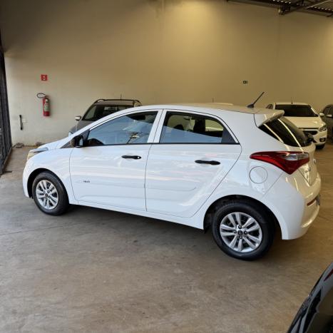 HYUNDAI HB 20 Hatch 1.0 12V 4P FLEX COMFORT, Foto 4