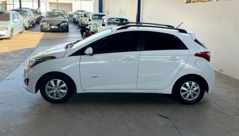 HYUNDAI HB 20 Hatch 1.6 16V 4P FLEX COMFORT PLUS AUTOMTICO, Foto 2