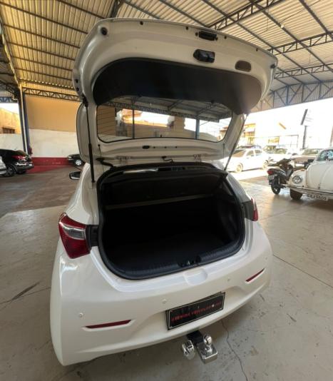 HYUNDAI HB 20 Hatch 1.6 16V 4P FLEX COMFORT PLUS AUTOMTICO, Foto 10