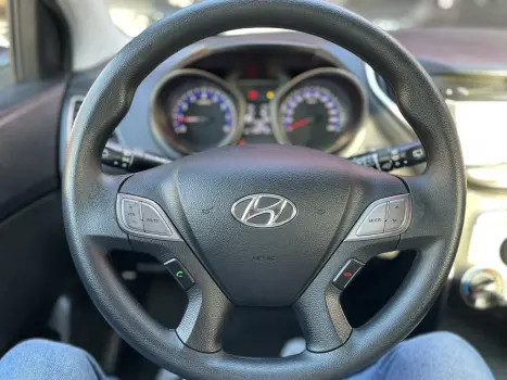 HYUNDAI HB 20 Hatch 1.6 16V 4P FLEX COMFORT PLUS, Foto 12
