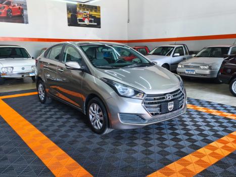 HYUNDAI HB 20 Sedan 1.0 12V 4P FLEX COMFORT PLUS, Foto 4