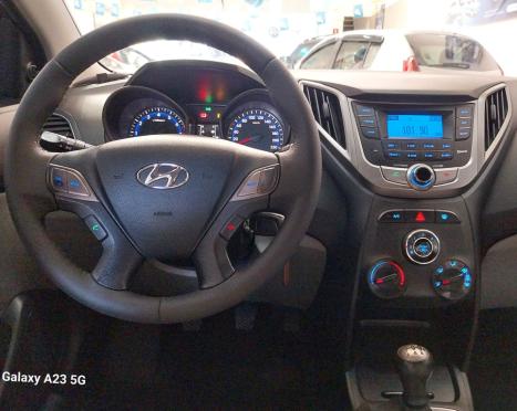 HYUNDAI HB 20 Sedan 1.0 12V 4P FLEX COMFORT PLUS, Foto 9