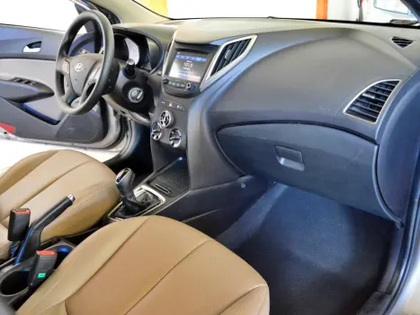 HYUNDAI HB 20 Sedan 1.6 16V 4P FLEX 1 MILLION AUTOMTICO, Foto 6