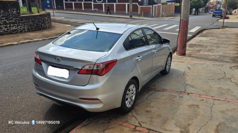 HYUNDAI HB 20 Sedan 1.0 12V 4P FLEX COMFORT PLUS, Foto 4