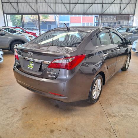 HYUNDAI HB 20 Sedan 1.6 16V 4P FLEX PREMIUM AUTOMTICO, Foto 3