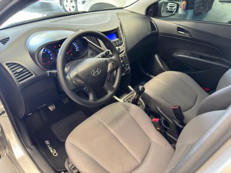 HYUNDAI HB 20 Sedan 1.0 12V 4P FLEX COMFORT PLUS, Foto 9