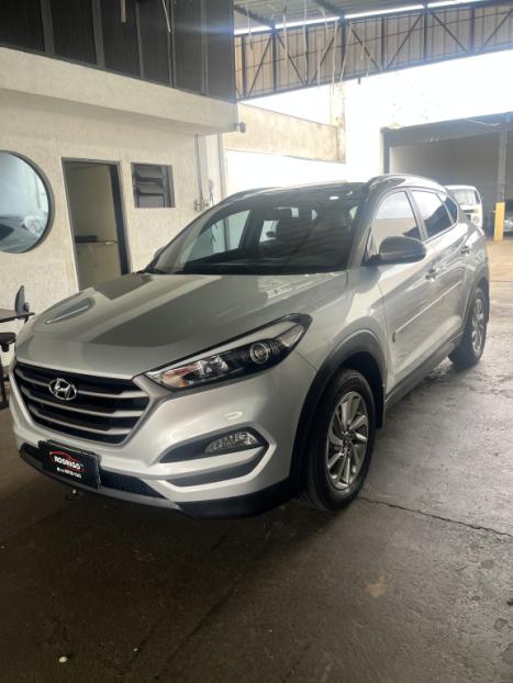 HYUNDAI Tucson 1.6 16V 4P T-GDI GL ECOSHIFT AUTOMTICO, Foto 2