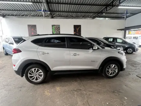 HYUNDAI Tucson 1.6 16V 4P T-GDI GL ECOSHIFT AUTOMTICO, Foto 4