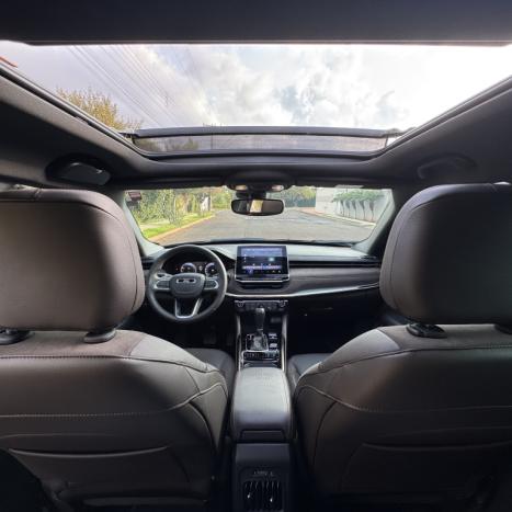 JEEP Commander 2.0 16V 4P TD380 OVERLAND TURBO DIESEL AUTOMTICO, Foto 17