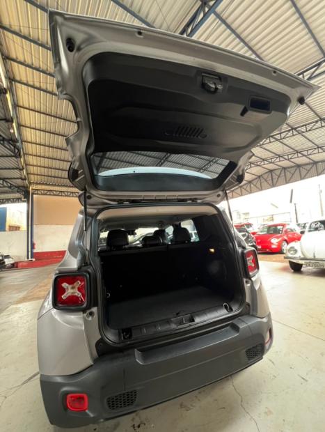 JEEP Renegade 1.8 16V 4P FLEX, Foto 4