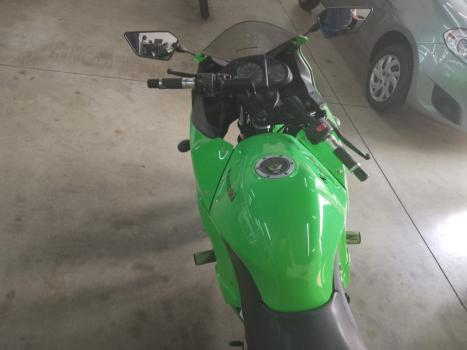 KAWASAKI Ninja 250 R, Foto 6