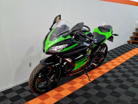 KAWASAKI Ninja 300 ABS, Foto 5